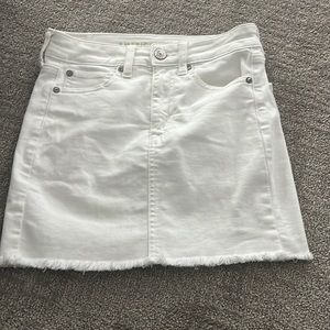 White American Eagle super stretch jean skirt size 0